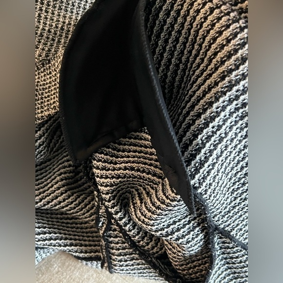 St John tweed jacket size 12 - Picture 8 of 11